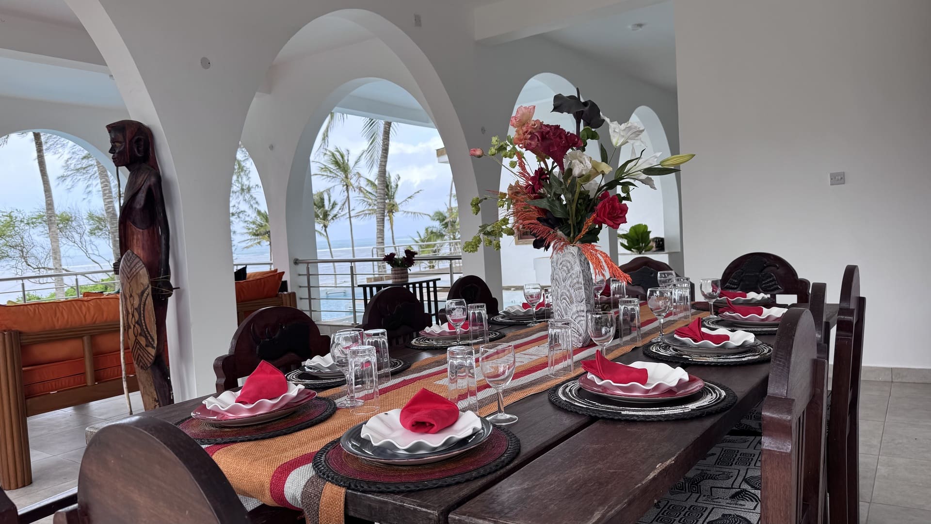 The professional kitchen at Rozzie's Beach Villa